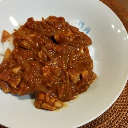 カレー粉の他にスパイス数種加えて夕食にいただきました。旨み凝縮ですね～。